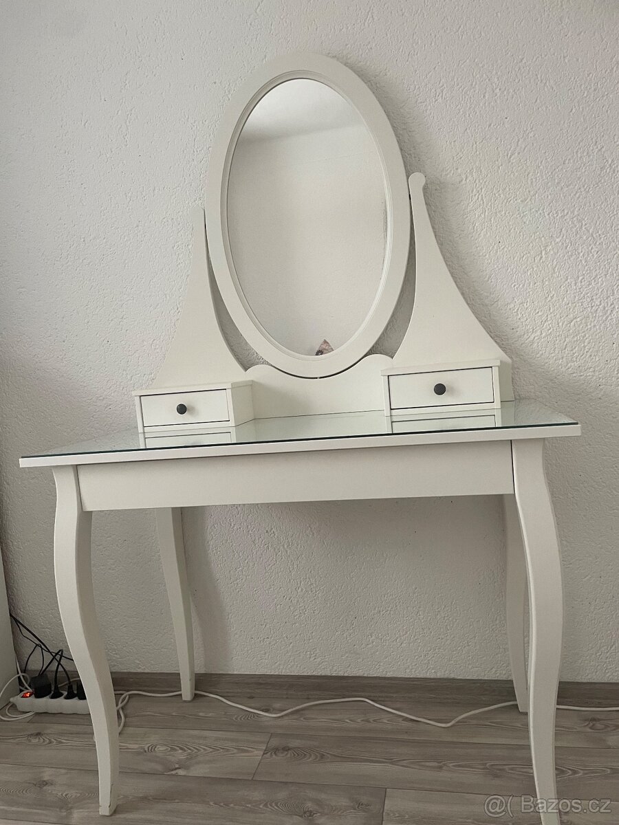 Kosmetický stolek IKEA - 11