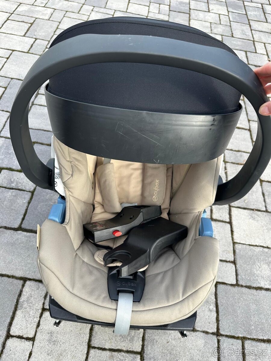 Cybex Priam Ferrari - 11