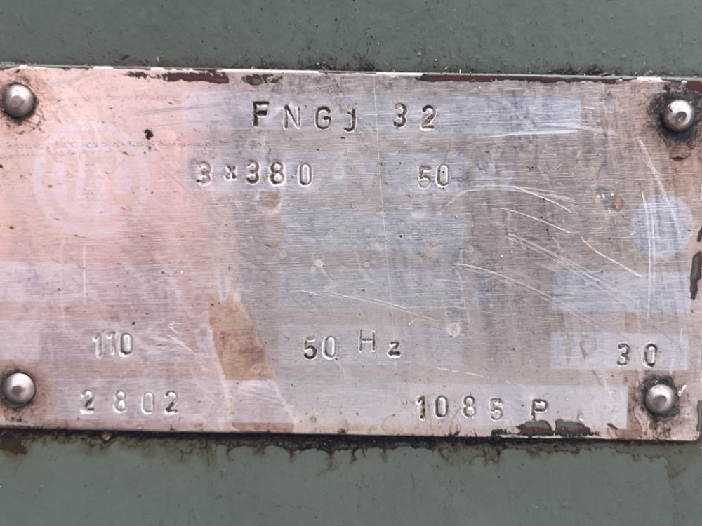 161. Frézka FNGJ 32 - 11