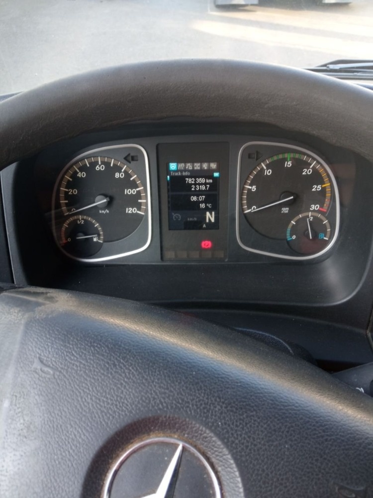 Prodám Mercedes 1018 - 11