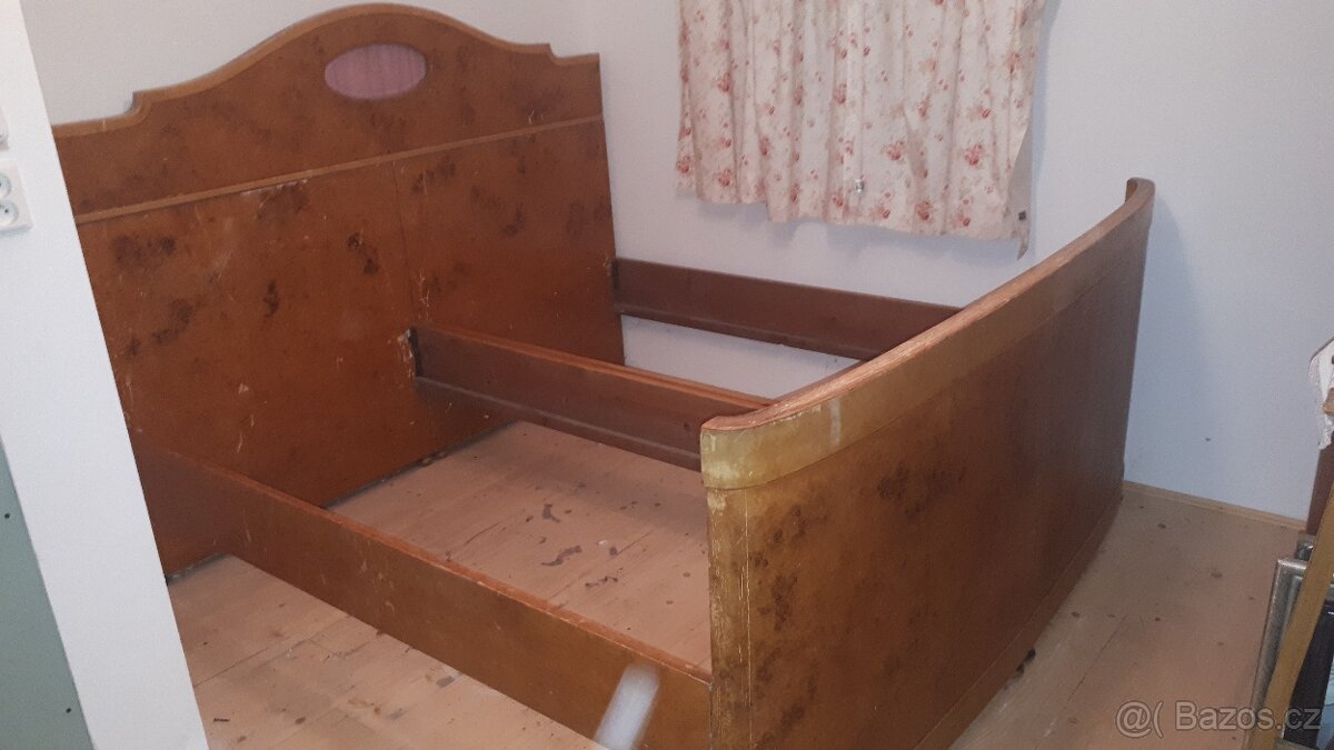 ložnice starožitná - 11