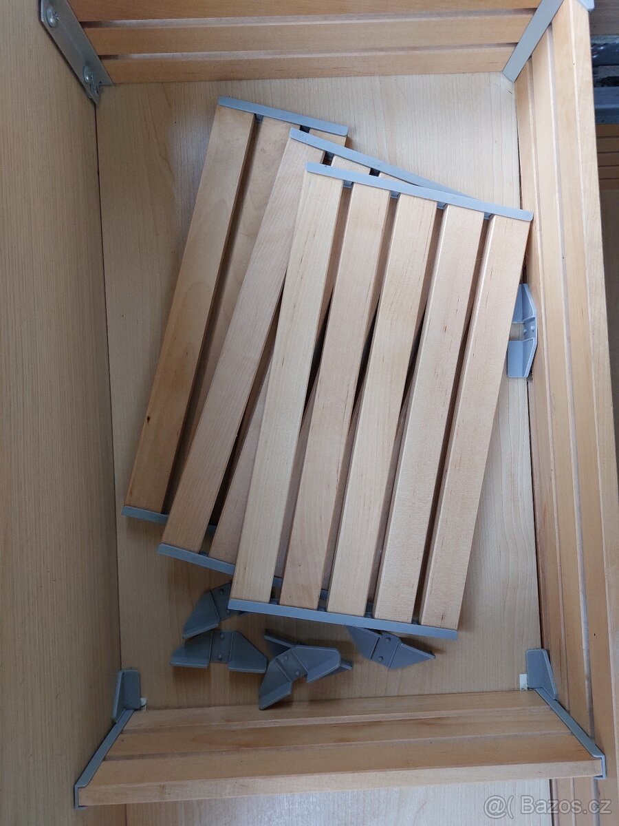 Umyvadlová skříňka s umyvadlem - 11