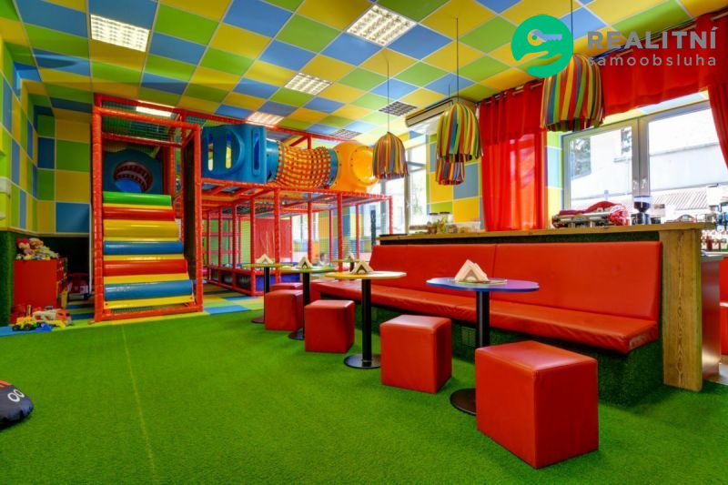 Prodej obchodního prostoru 1 100 m² Šumperk, Dr. E.... - 11