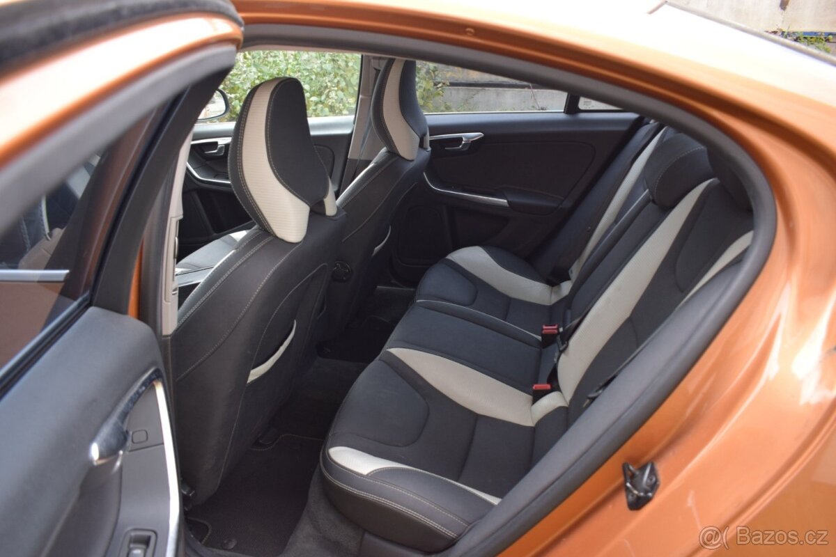 Volvo S60 D3 2.0D 120KW/Rdesign/AUTOMAT/ - 11