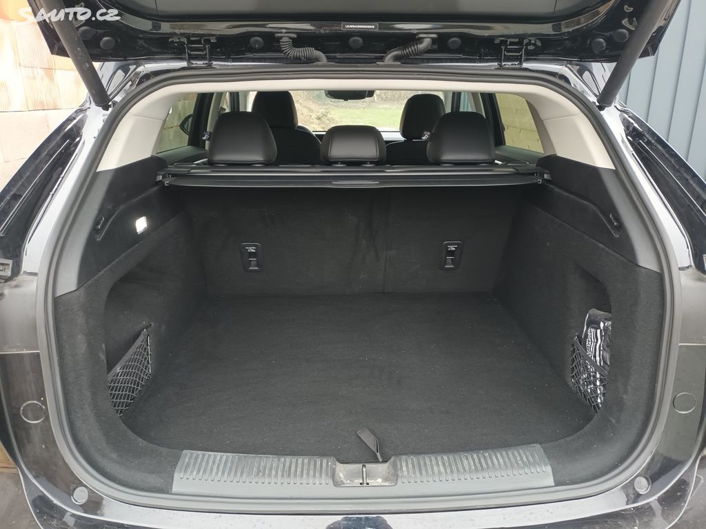 MG HS, 1.5i 125kw Excl. 11800tkm dph - 11