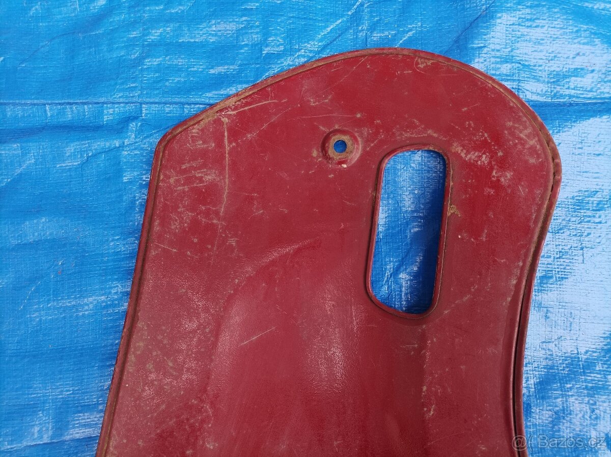 Boční plechový kryt JAWA č. 2 - 11