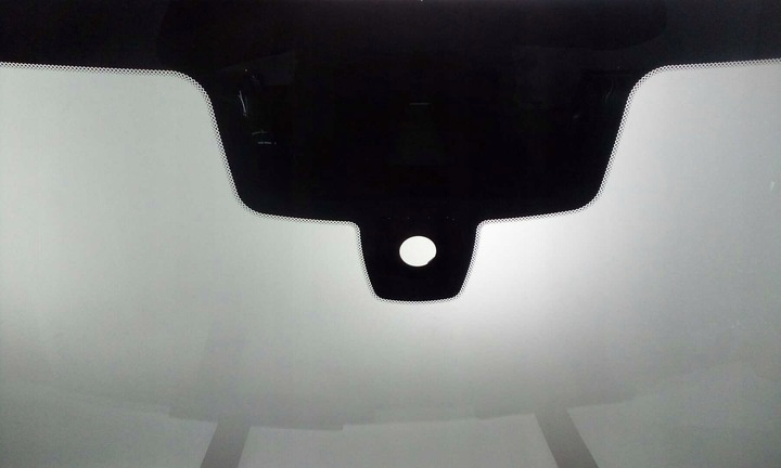 BMW X3 F25 G01 čelní sklo - 11