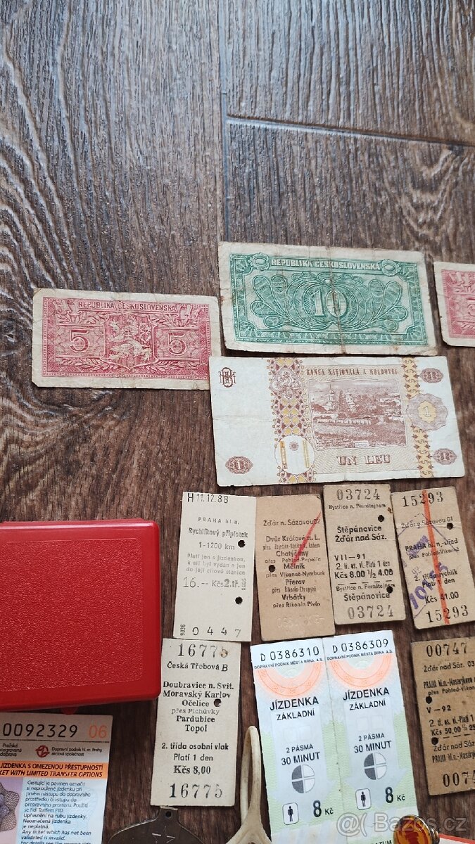 Plaketa, bankovky atd. - 11