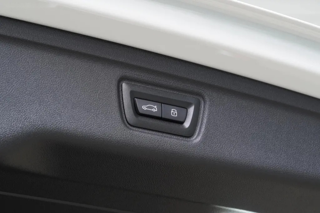 BMW M3, Competition,Xdrive,Ventilace - 11