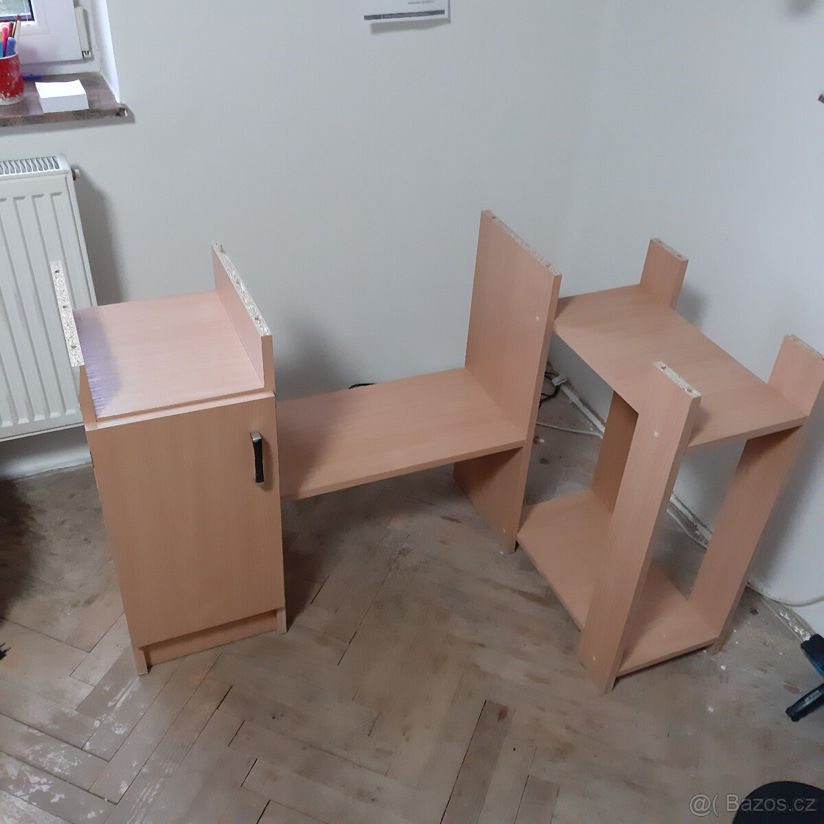 Prodám rohový počítačový stůl - 11