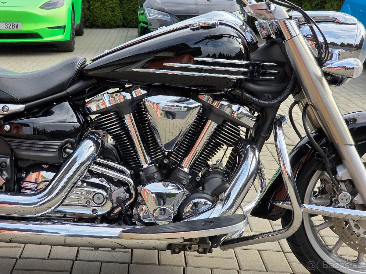 Yamaha XV 1900 Midnight Star, serviska, padací rám, brašny - 11