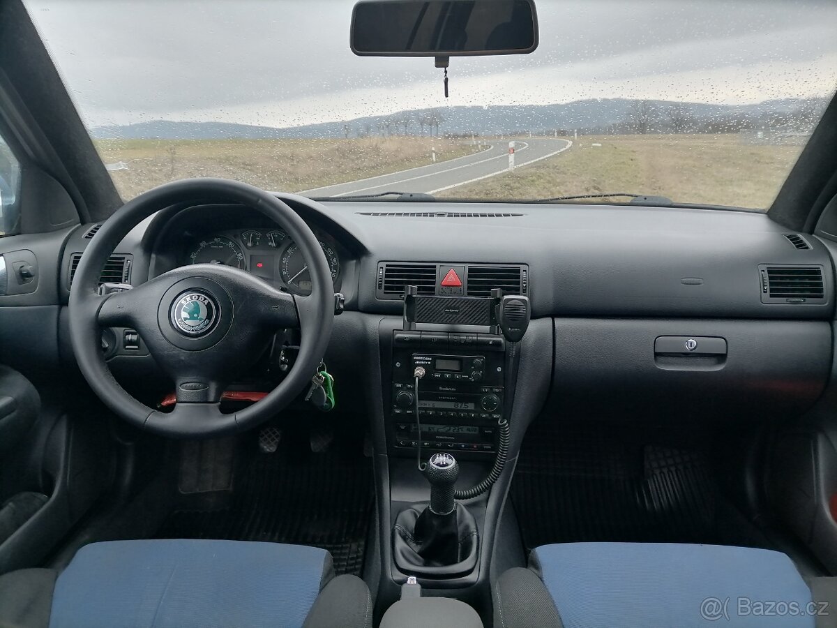 Škoda Octavia 1.8T 4x4 combi lpg - 11