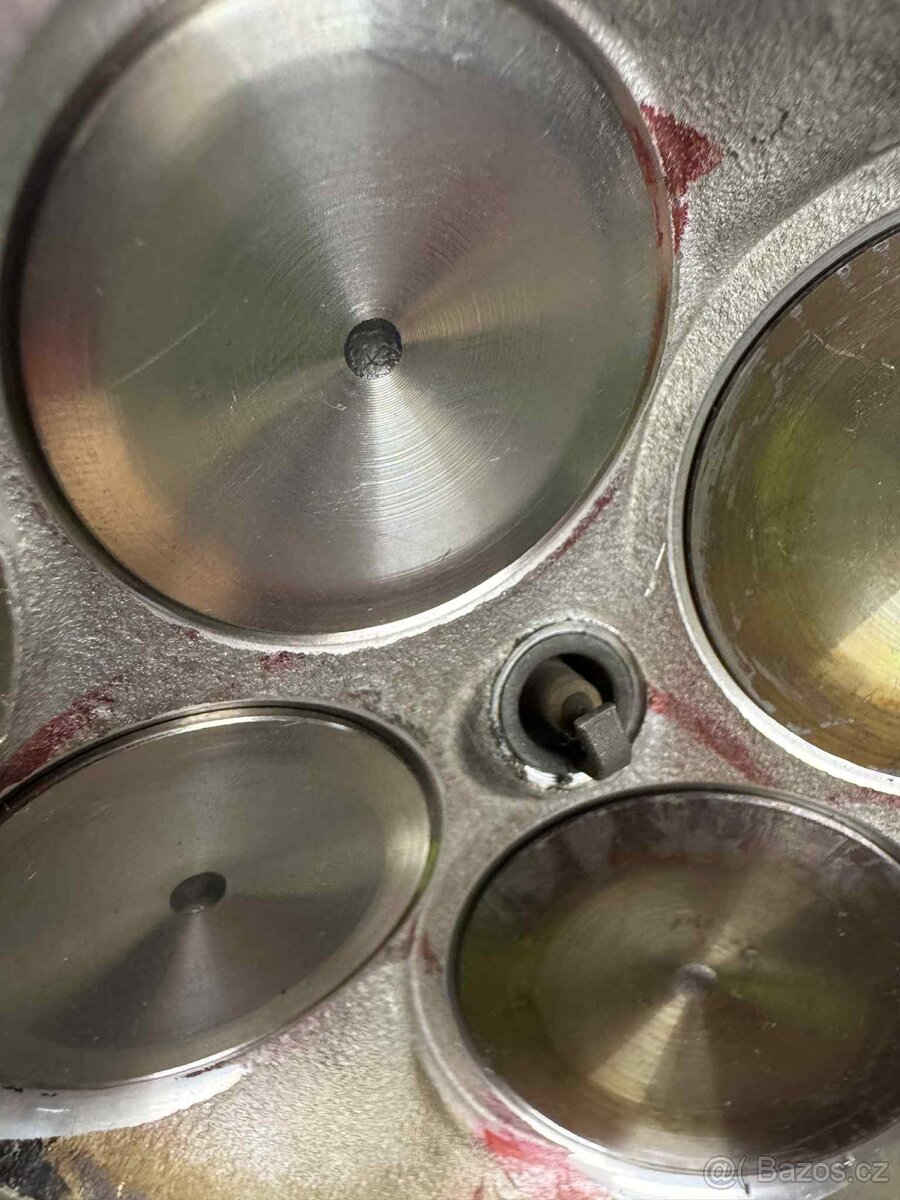 Ktm 690 sm NOVÝ MOTOR ktm 690sm - 11