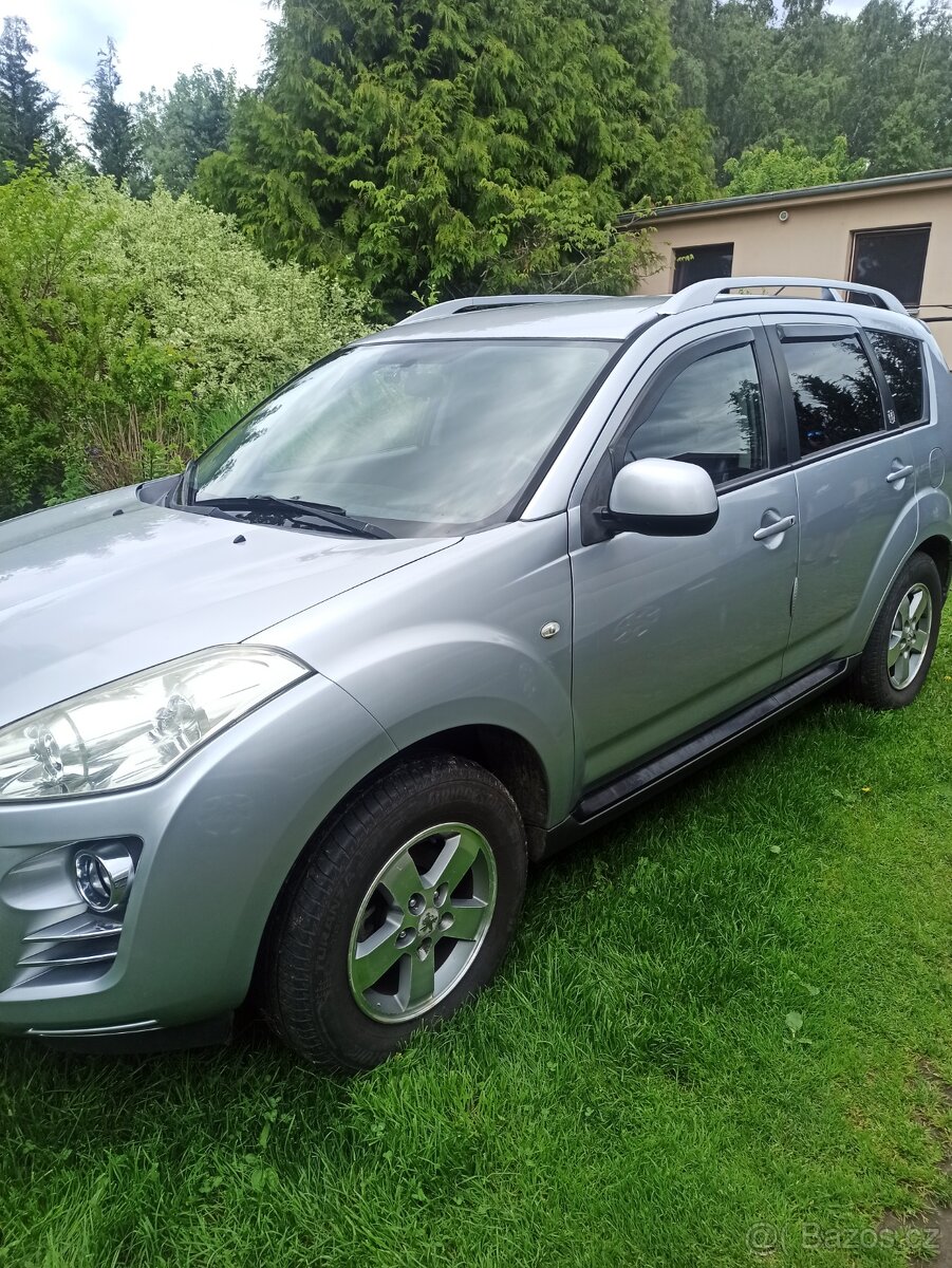 Peugeot 4007 , 2.2 HDI, 4x4 , 7 míst - 11