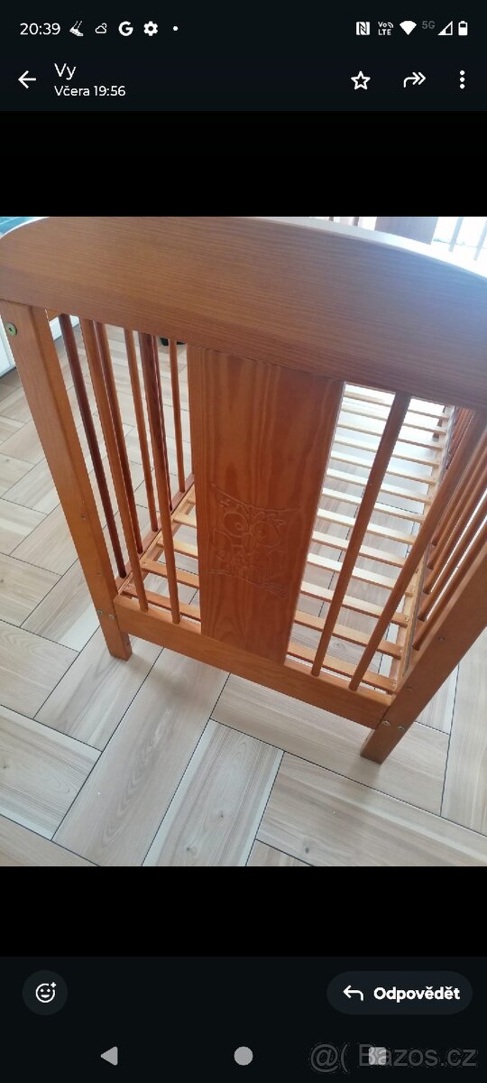 Dřevěná dětská postýlka - 11