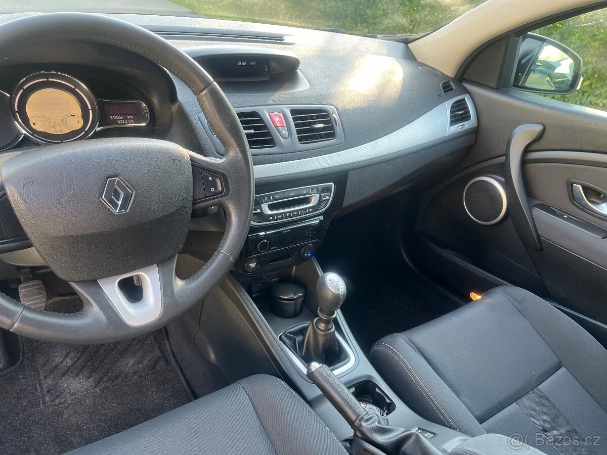 Renault megane coupé - 11