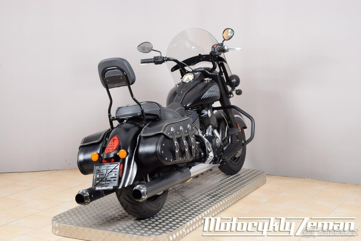 Indian Chief Dark Horse 111 2017 - 11