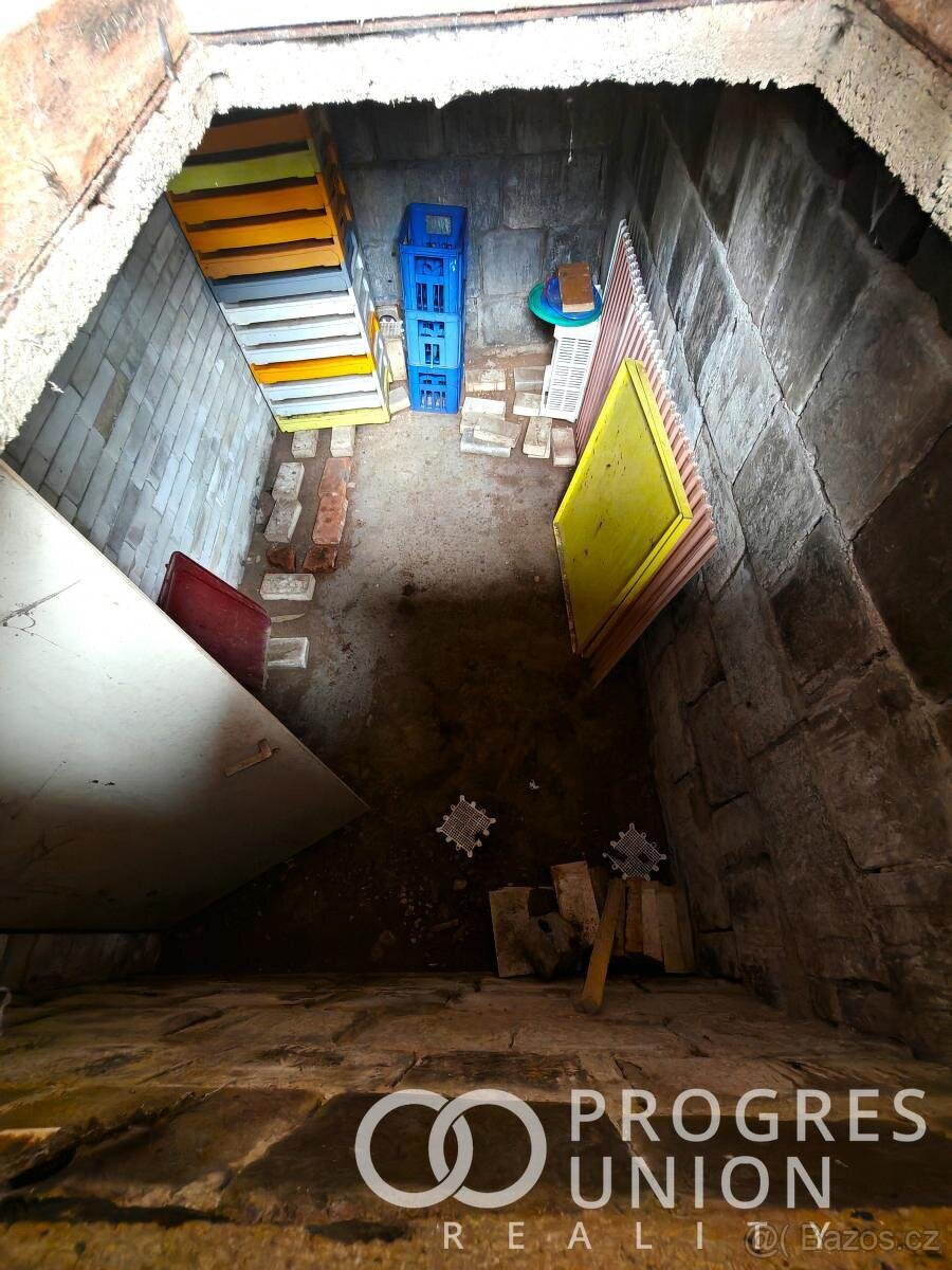 Zahrada s chatou, Kroměříž - 11