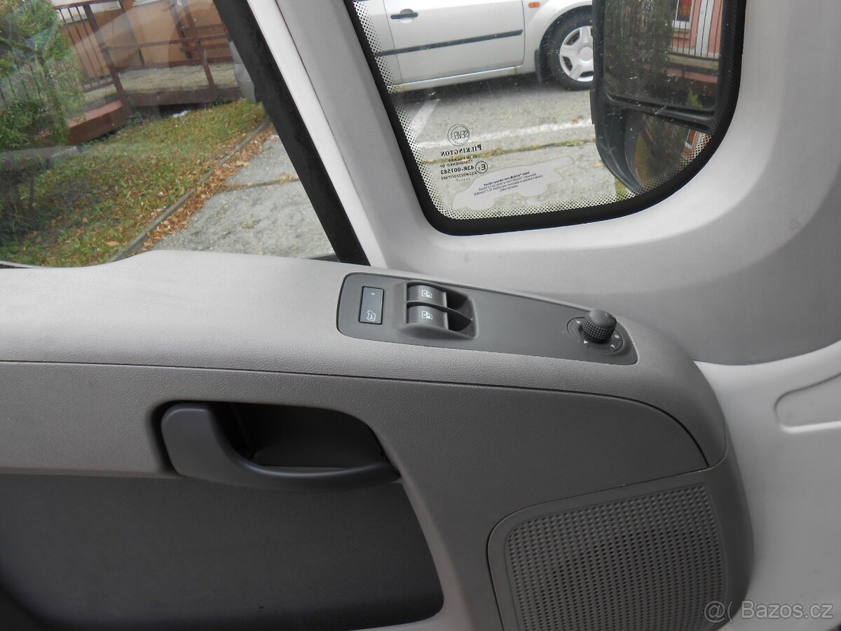 Prodám Peugeot BOXER 2.2 HDi 88kW L2H2 - 11