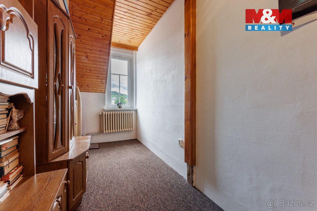 Prodej bytu 4+1, 79 m², Karlovy Vary, ul. Ondřejská - 11