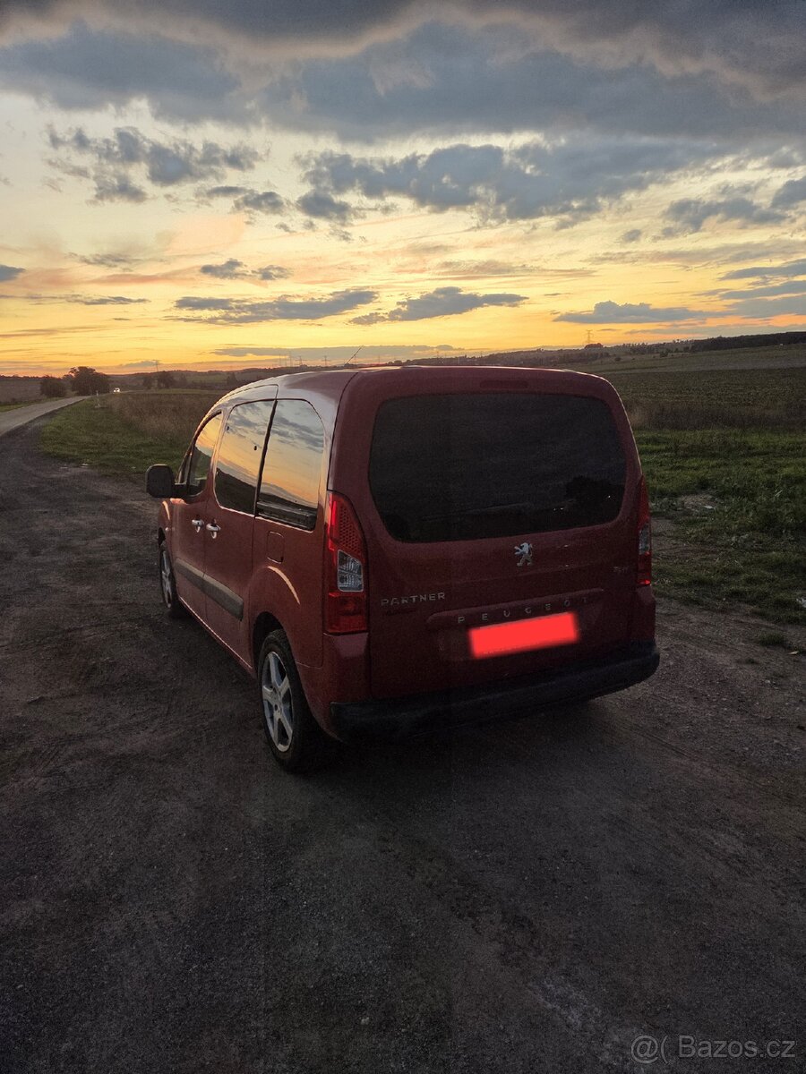 Prodám Peugeot Partner Tepee, rok 2009 - 11