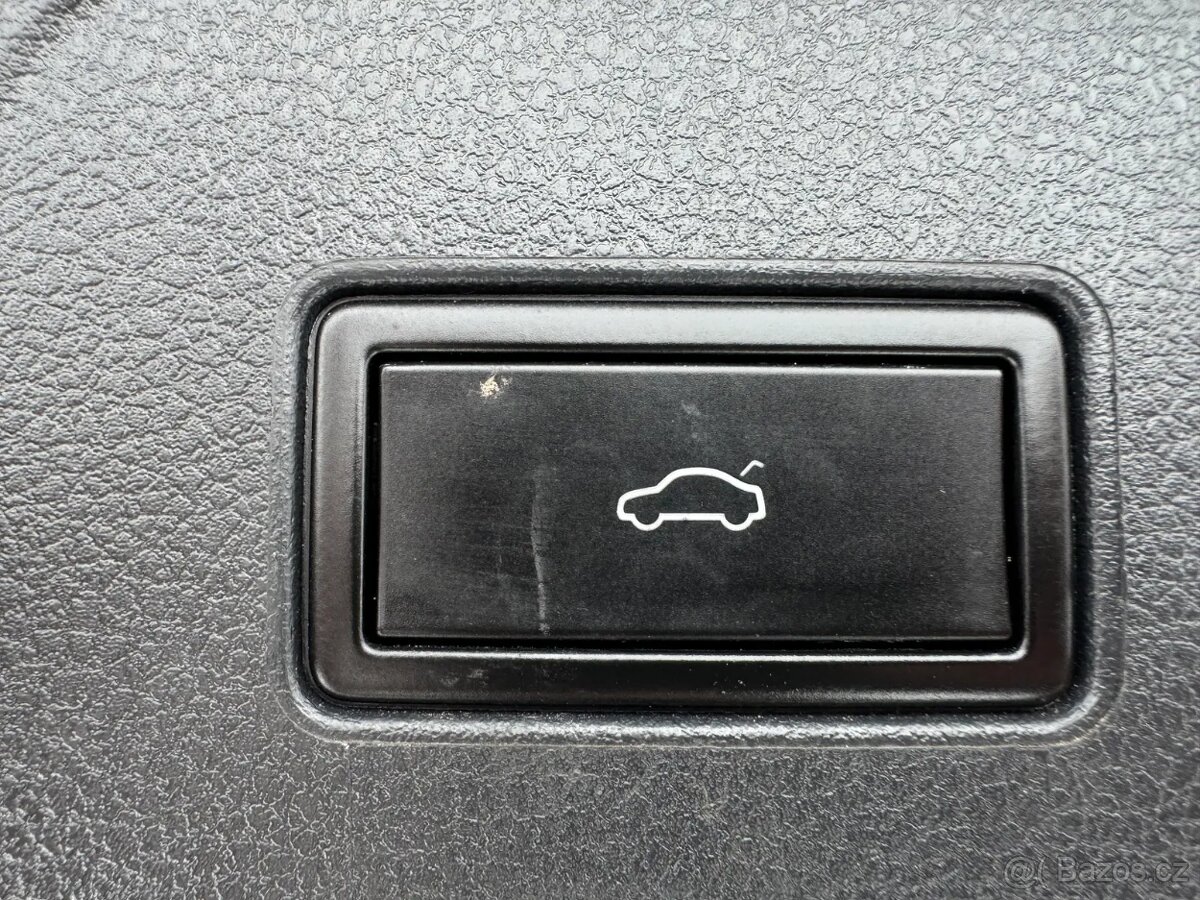 Volkswagen Passat Alltrack 2.0TDI 4Mot - 11