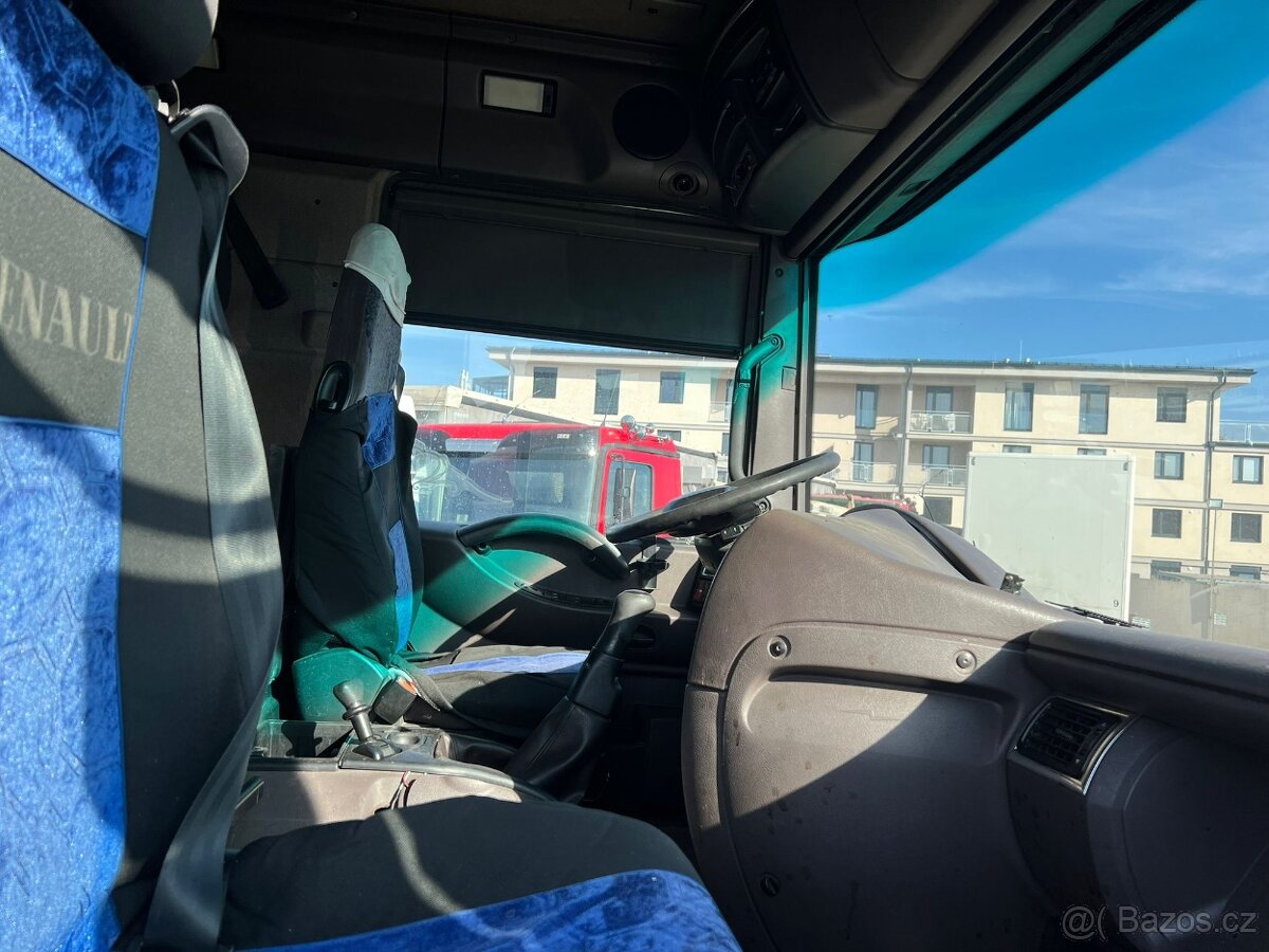 Renault MAGNUM 6x2 440 E-TECH MANUÁL EURO III - 11
