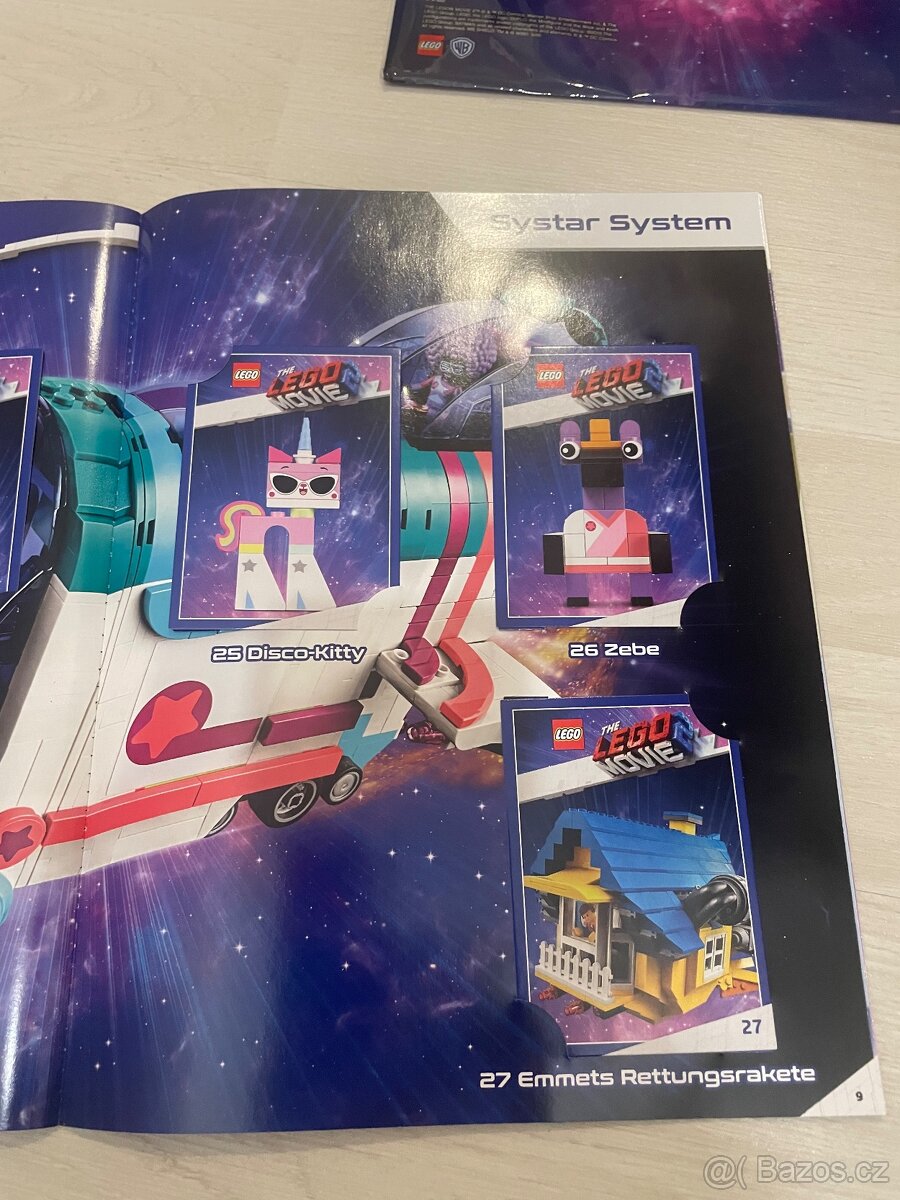 The LEGO Movie 2: Awesome Collector Album - 11