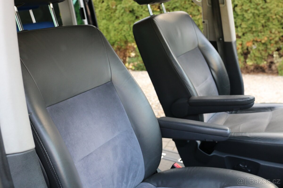 Volkswagen Multivan 2.5 TDi, Tažné , Klima - 11
