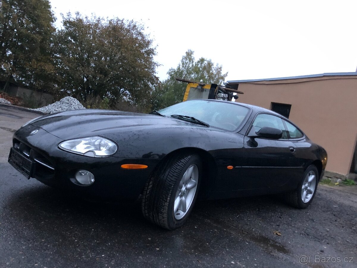 JAGUAR XK8 4,0 209kw 11/2000 - 11