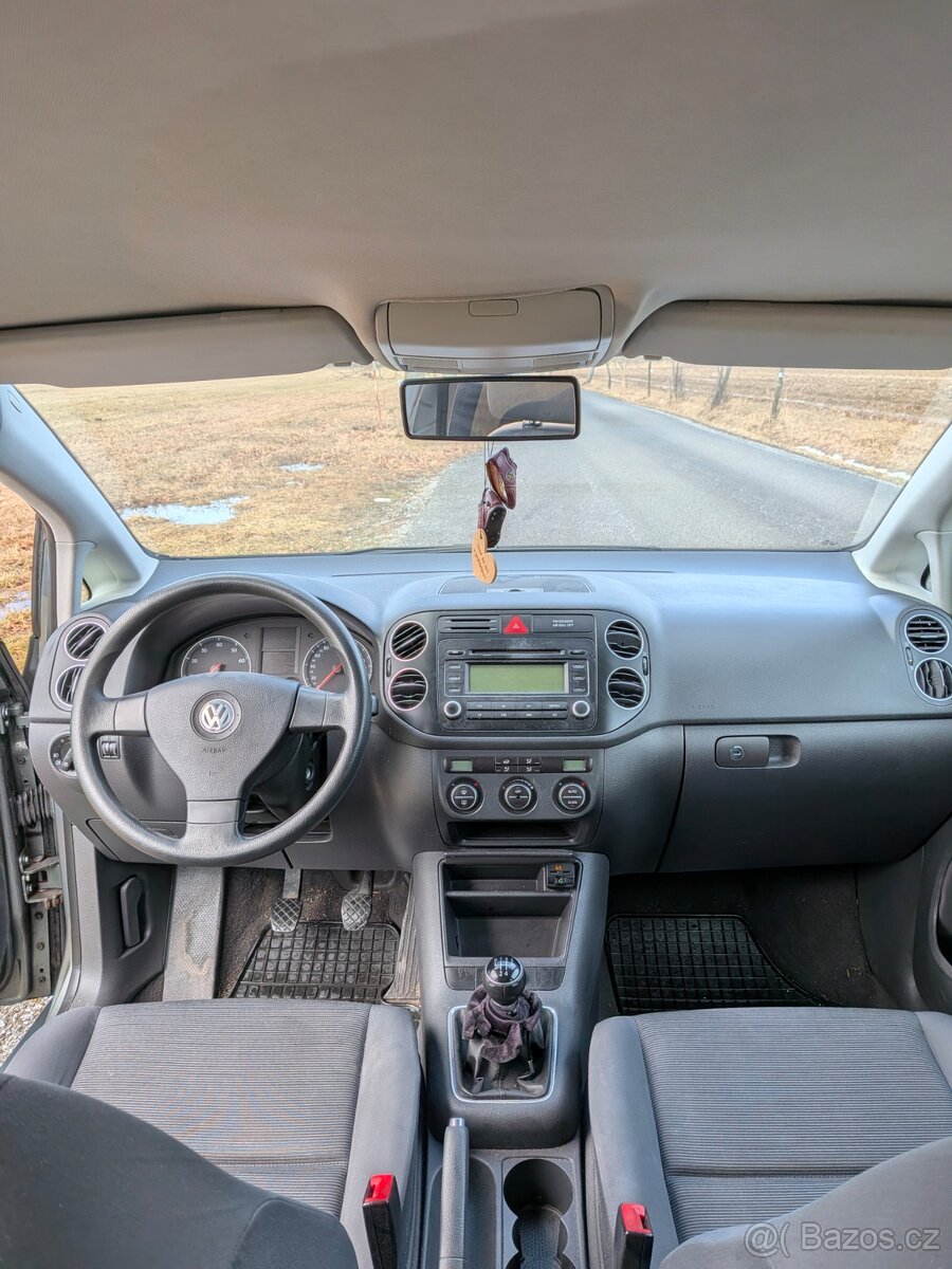Prodám VW Golf Plus 1.6 MPI (2005) - 11