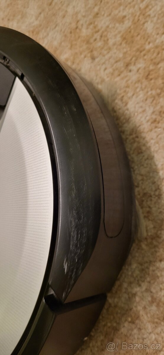 iRobot Roomba i7+ se stanicí Clean Base + příslušenství - 11