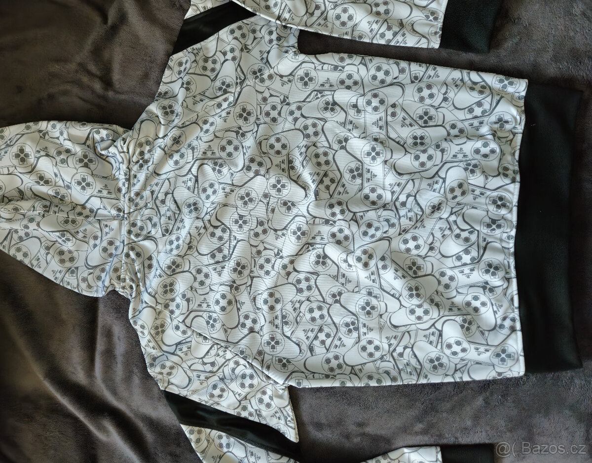 Mikina Playstation Classic - velikost M - nová - 11