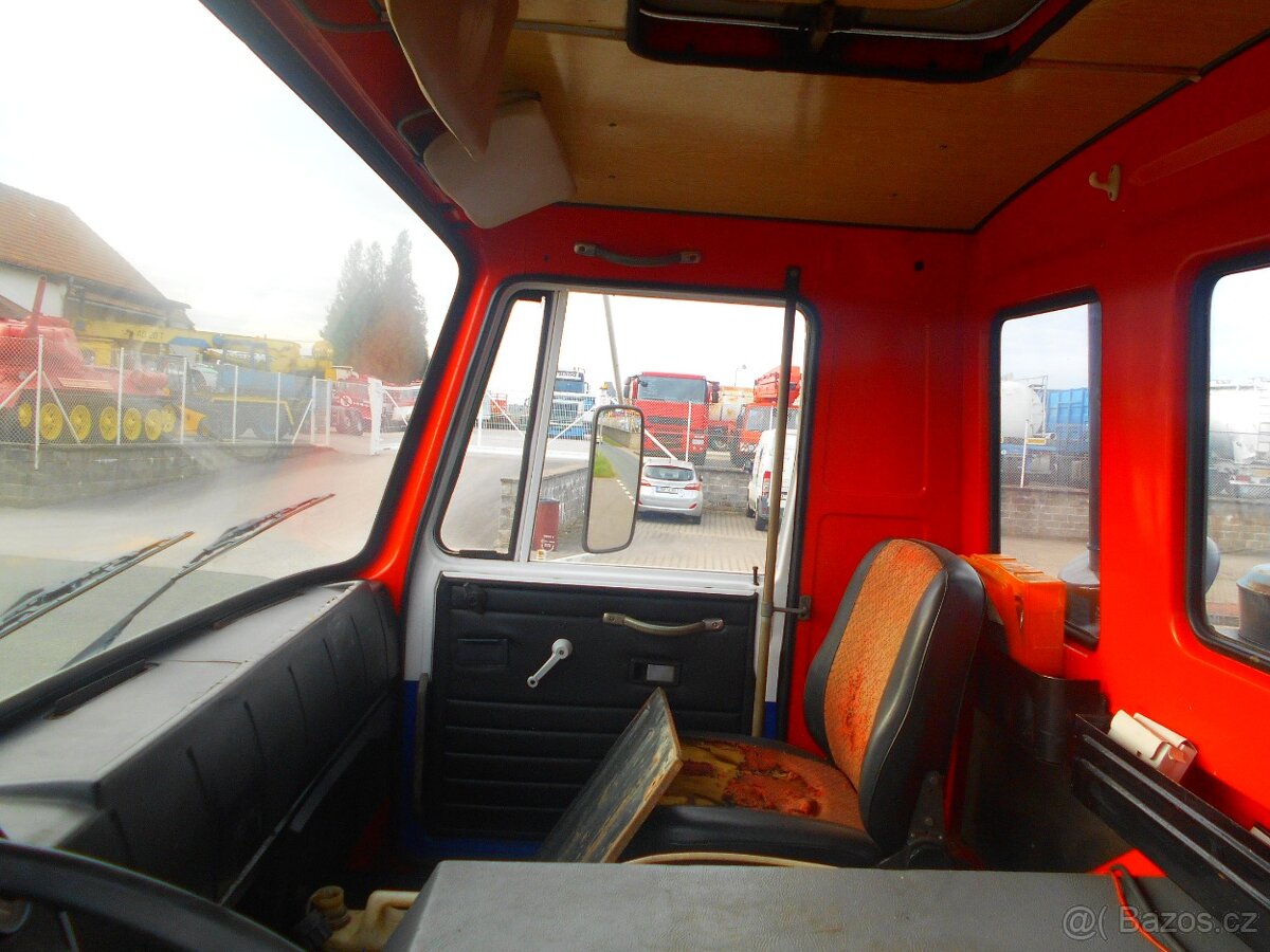 TATRA T815 CAS 111 - 11