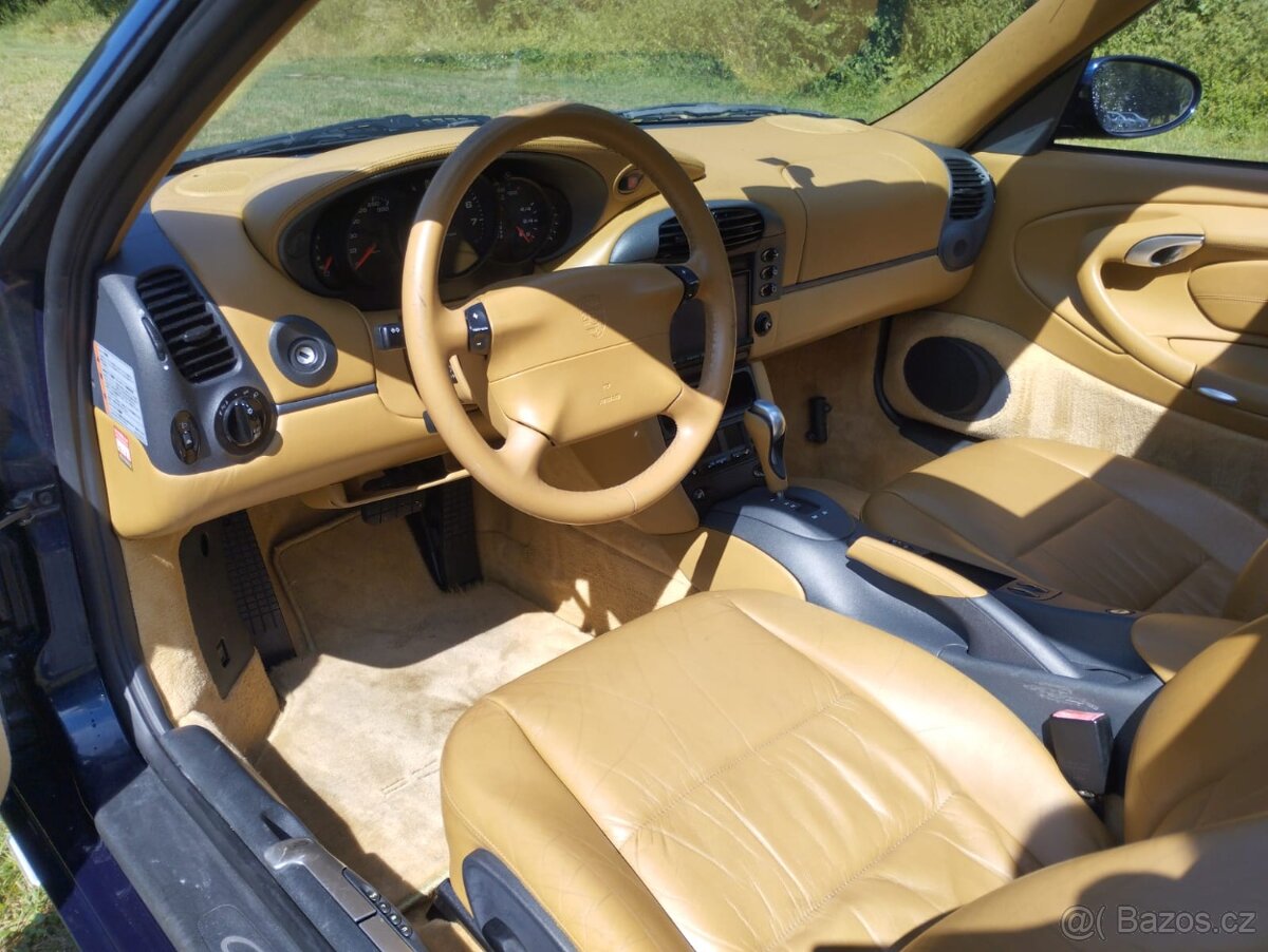 Porsche 911 996 C2 1998 jen 67 000 km, nádherná klasika - 11