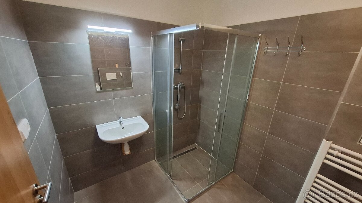 Pronájem bytu 3+kk, 72 m² – Pávov - 11