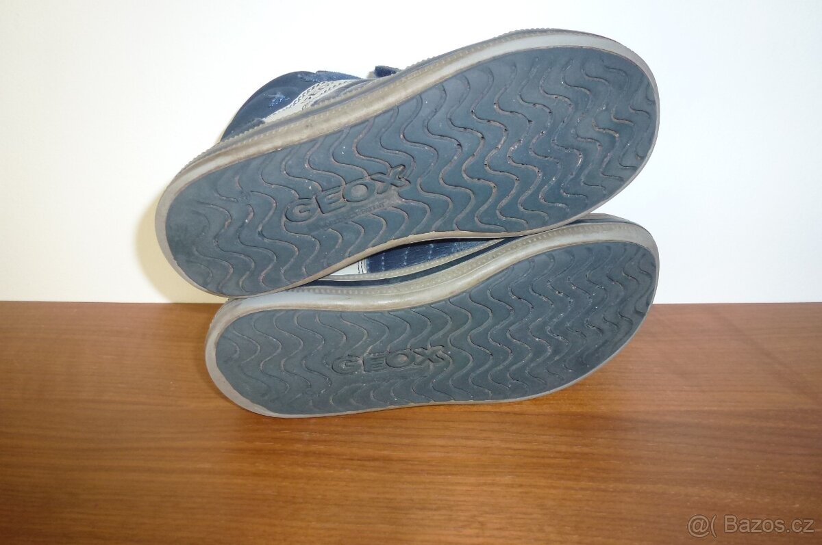 Kotníkové boty Geox 32 - 11