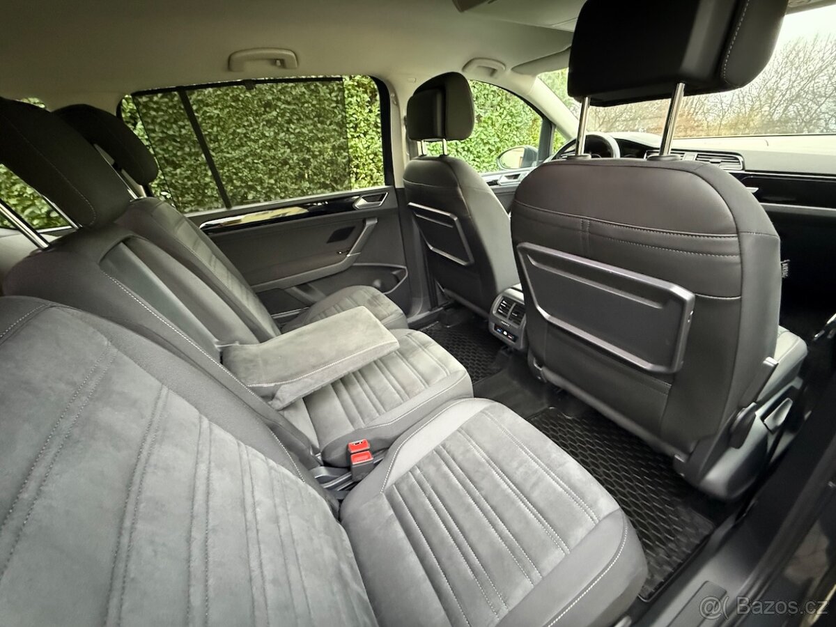 VW TOURAN 2,0TDi 110kW HIGHLINE DSG ACC NEZÁVISLÉ TOPENÍ - 11