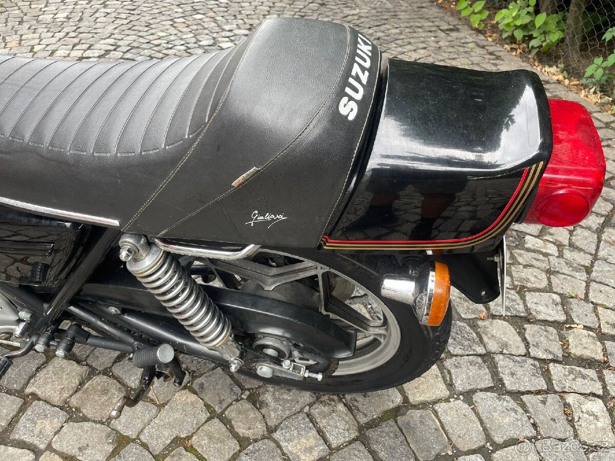 Suzuki Gs 500 - 11