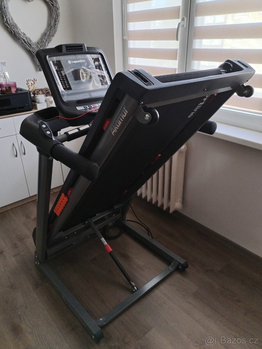 Robustní běžecký pás AKAMAR InSPORTline - 11