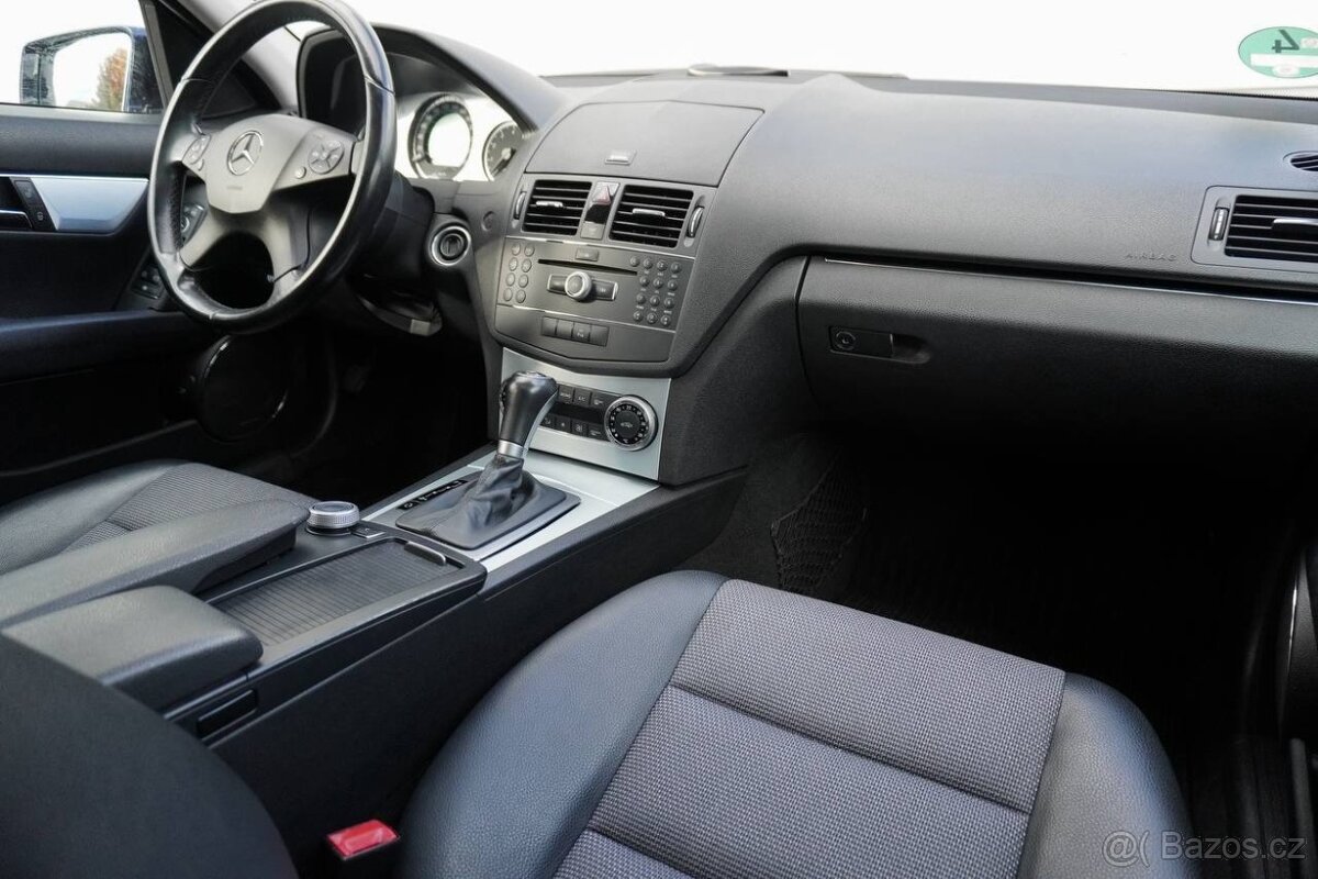 Mercedes-Benz Třídy C C 350 4 MATIC 200kW AVANTGARDE - 11