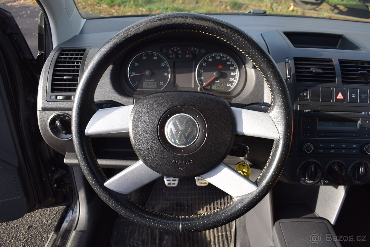 Volkswagen Polo 1,4 i CROSS,SUPER STAV - 11
