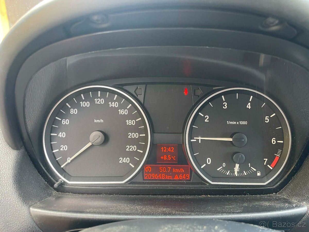 BMW 120 i E87 - 11