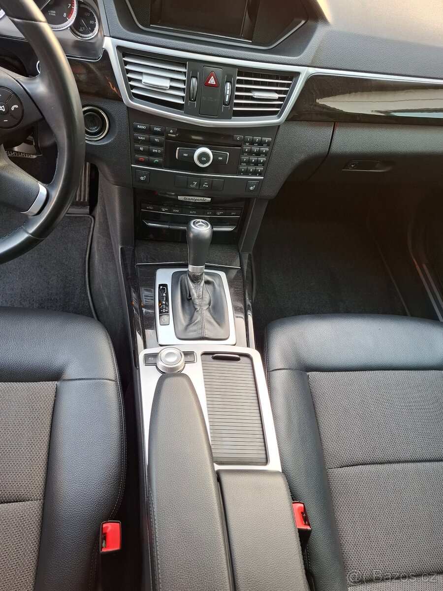Mercedes-Benz E w212 - 11