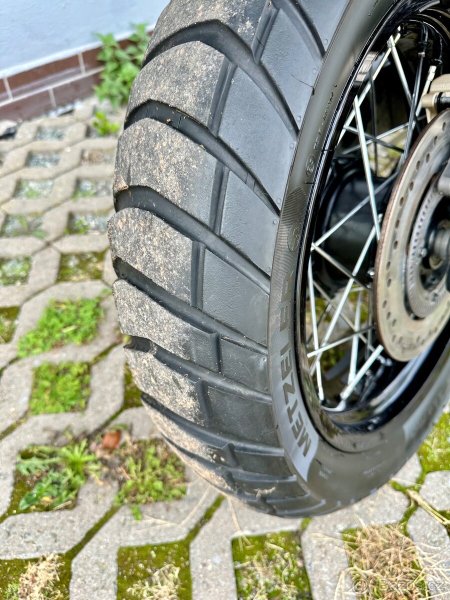 Triumph tiger 800 xc - 11