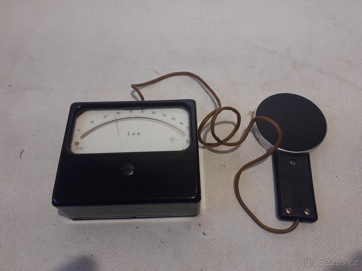 Staré měřící přístroje - 11