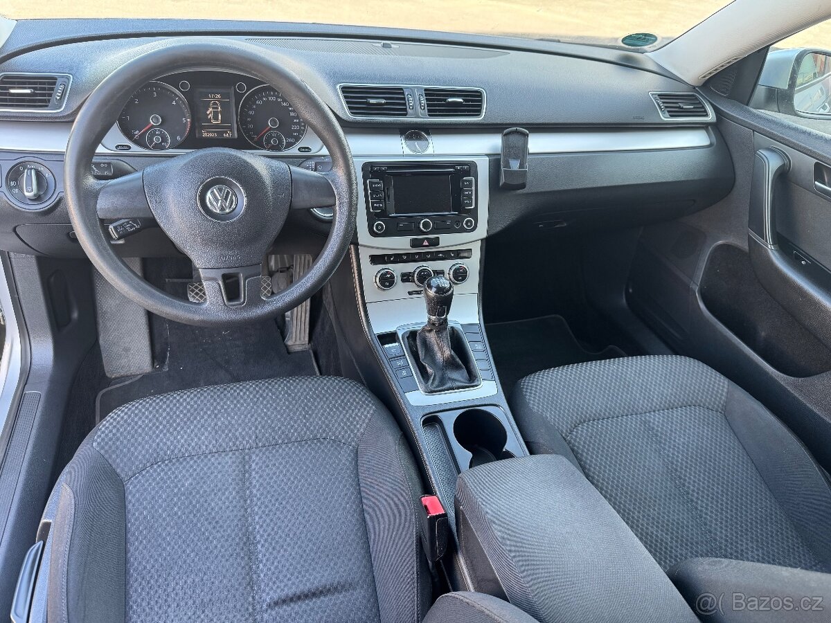 Volkswagen Passat B7 Combi TDi MODEL 2013 MOŽNO NA SPLÁTKY - 11