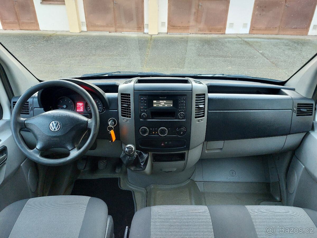 Volkswagen Crafter 2.0 TDi VALNÍK Plachta 7 míst r.v. 2015 - 11
