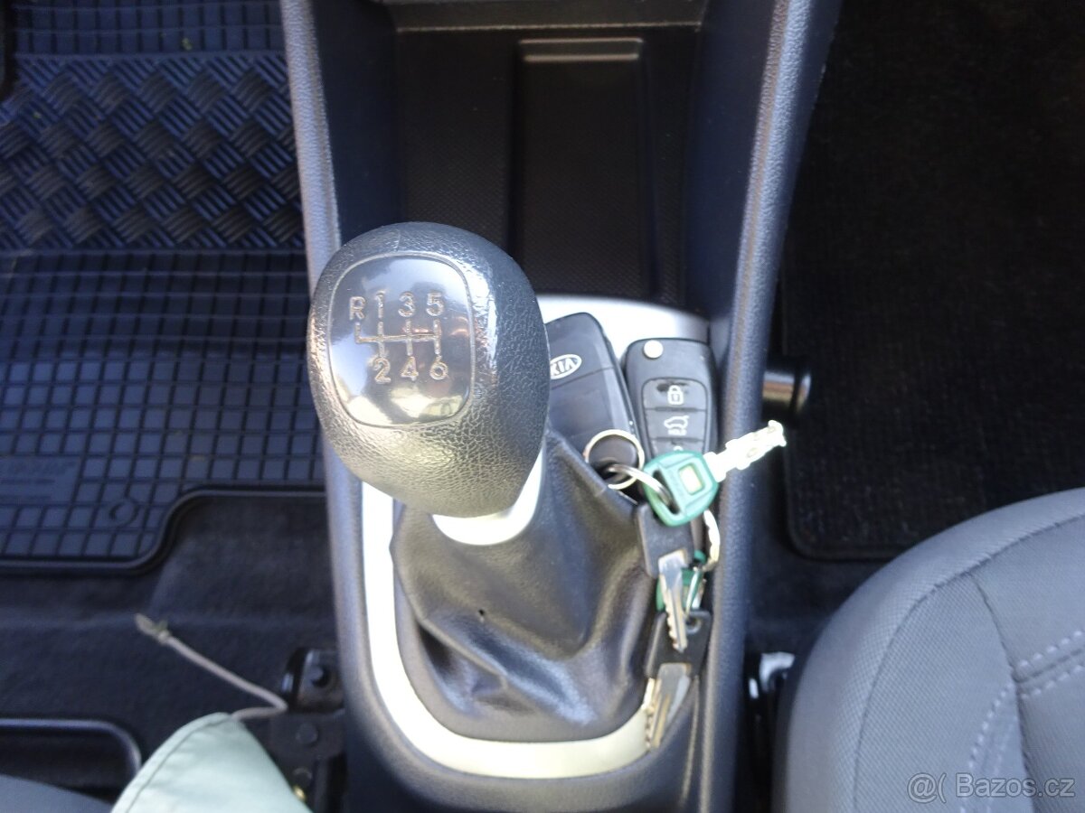 Kia Rio 1.4i r.v.2012 (80 kw) Koupeno v ČR - 11