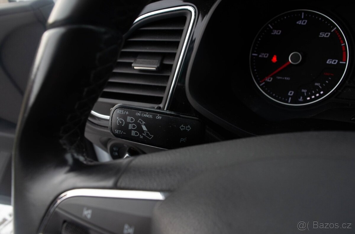 Seat Leon 1.6 TDI CR Style DSG - 11